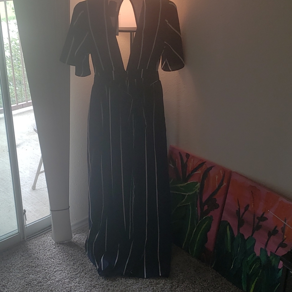 Romper - Picture 2 of 3